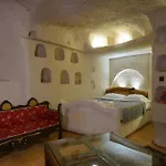 فندق Asteria Cave