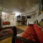 Asteria Cave غوريمِيه