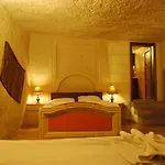 Asteria Cave غوريمِيه