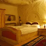Asteria Cave غوريمِيه