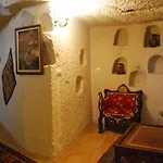 Asteria Cave غوريمِيه