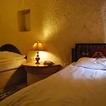 فندق Asteria Cave 3*