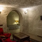 فندق Asteria Cave