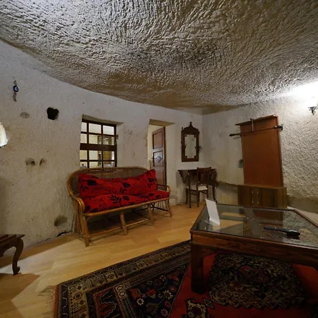 Hotel Asteria Cave